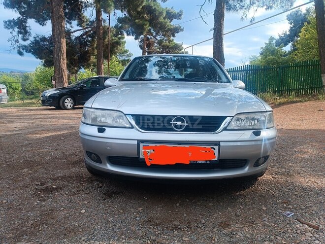 Opel Vectra 2000, 300,000 km - 1.6 l - Tovuz