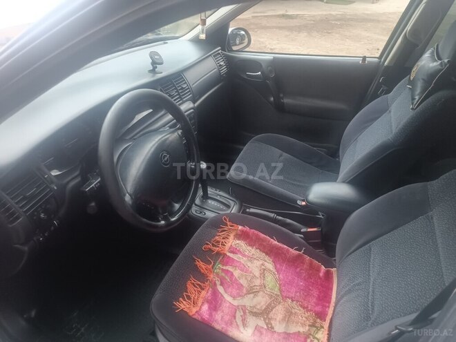 Opel Vectra 2000, 300,000 km - 1.6 l - Tovuz