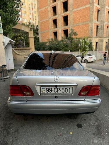 Mercedes E 240 1998, 462,000 km - 2.4 l - Bakı