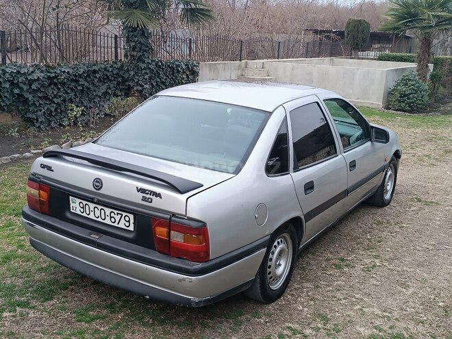 Opel Vectra 1993, 333,333 km - 2.0 л - Zaqatala