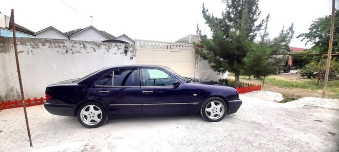 Mercedes E 320 1996, 411,000 km - 3.2 л - Xaçmaz