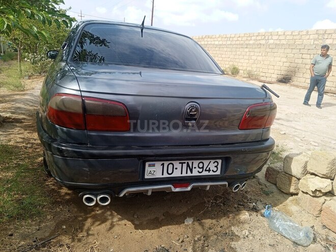 Opel Omega 1996, 332,258 km - 2.0 л - Bakı