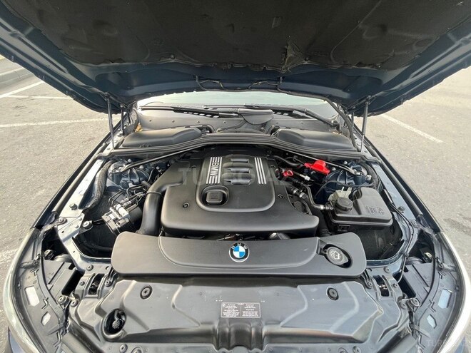 BMW 520 2006, 375,000 km - 2.0 l - Bakı