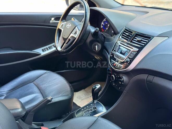 Hyundai Accent 2015, 148,000 km - 1.6 л - Bakı