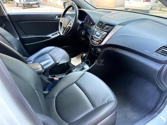 Hyundai Accent 2015, 148,000 km - 1.6 л - Bakı