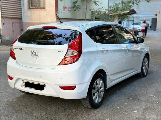 Hyundai Accent 2015, 148,000 km - 1.6 л - Bakı