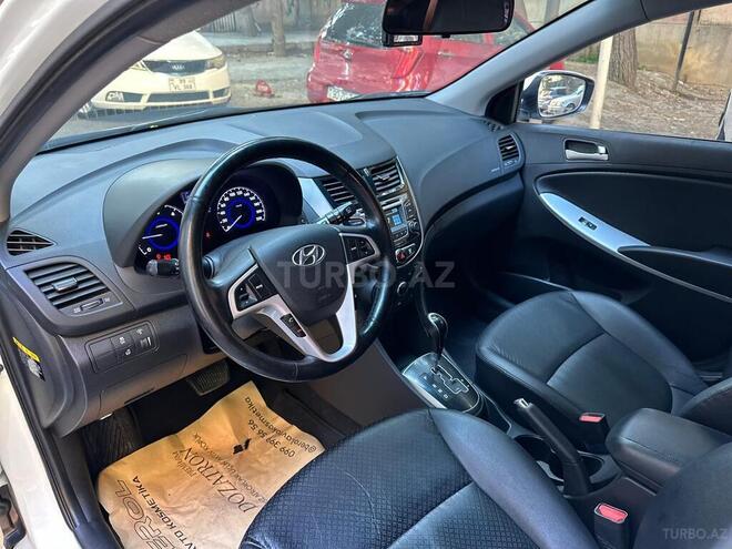 Hyundai Accent 2015, 148,000 km - 1.6 л - Bakı