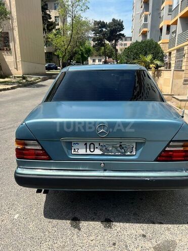 Mercedes E 250 1991, 370,000 km - 2.5 l - Bakı