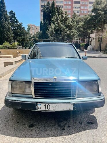 Mercedes E 250 1991, 370,000 km - 2.5 l - Bakı