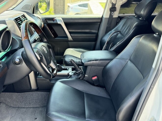 Toyota Land Cruiser Prado 2010, 287,000 km - 2.7 л - Bakı