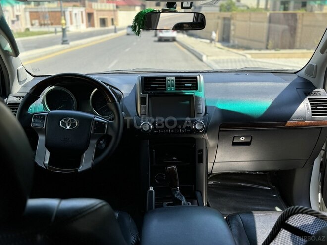 Toyota Land Cruiser Prado 2010, 287,000 km - 2.7 л - Bakı