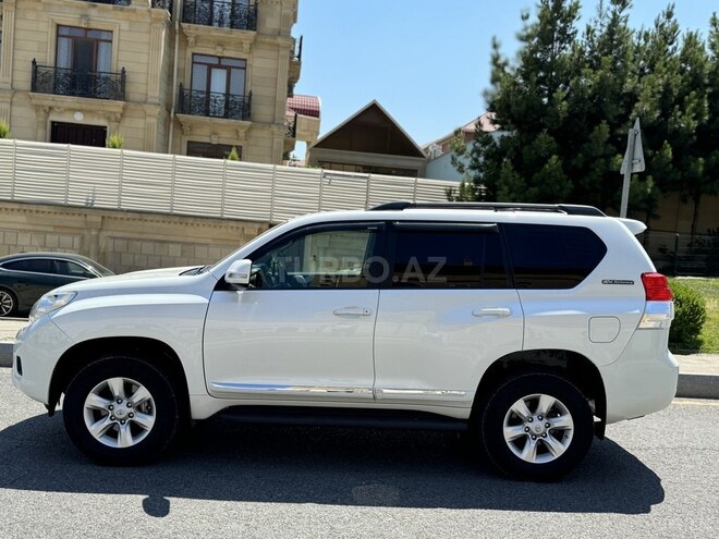 Toyota Land Cruiser Prado 2010, 287,000 km - 2.7 л - Bakı