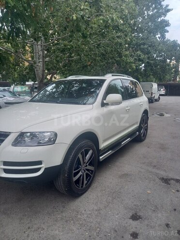 Volkswagen Touareg 2006, 147,365 km - 4.2 l - Bakı