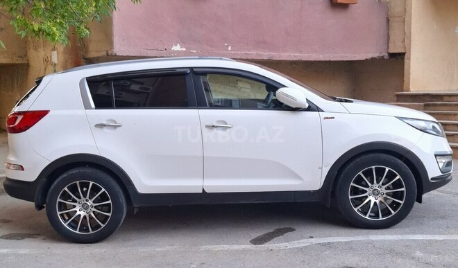 Kia Sportage 2010, 124,000 km - 2.0 l - Bakı