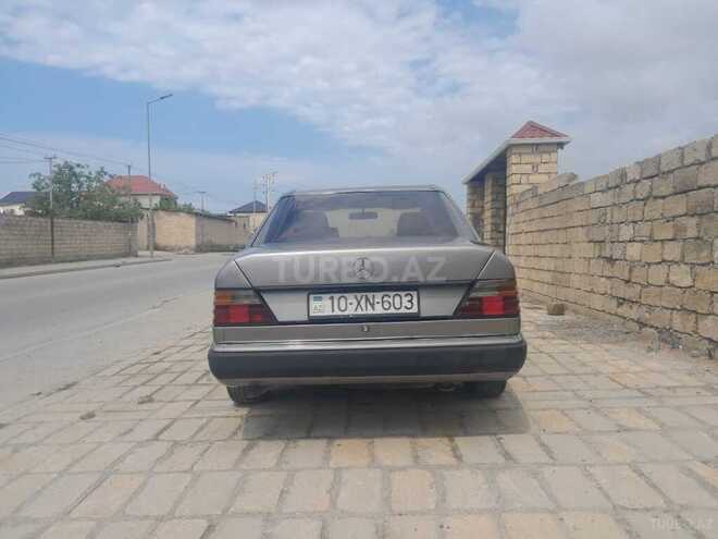 Mercedes  1990, 325,100 km - 2.0 l - Bakı