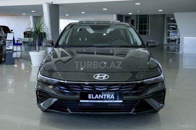 Hyundai Elantra-1