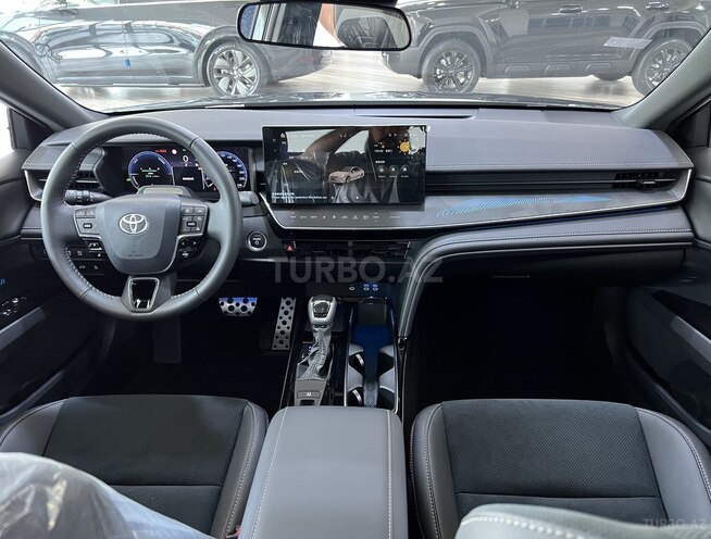 Toyota Camry-9