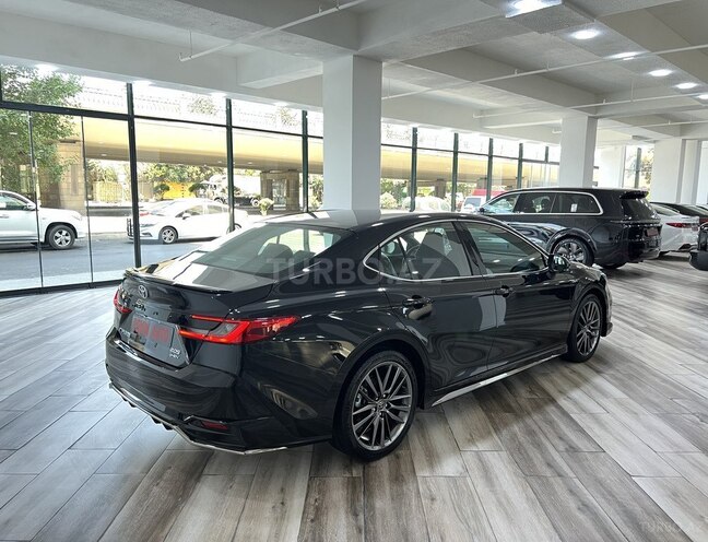 Toyota Camry-6