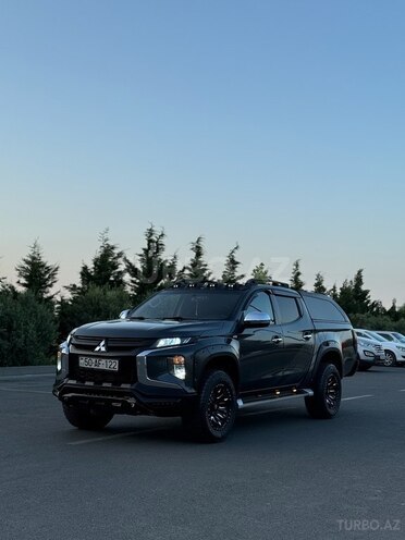 Mitsubishi L200 2021, 120,000 km - 2.4 l - Sumqayıt