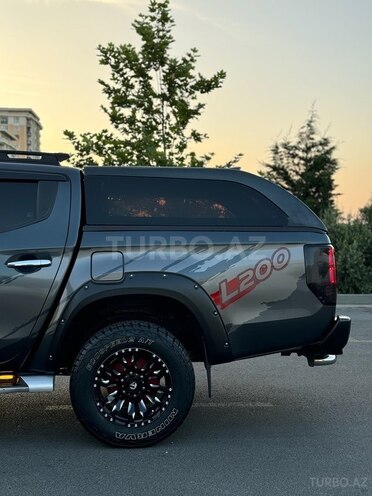 Mitsubishi L200 2021, 120,000 km - 2.4 l - Sumqayıt