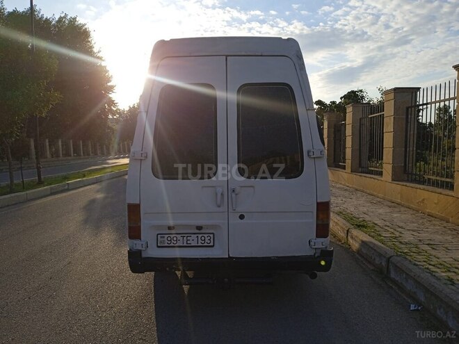 Ford Transit 1998, 506,941 km - 2.5 l - Yevlax