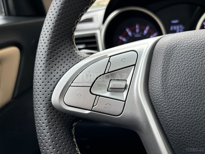 Ssang Yong  2015, 935,655 km - 1.6 л - Bakı