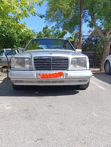 Mercedes E 280 1995, 339,000 km - 2.8 l - Bakı