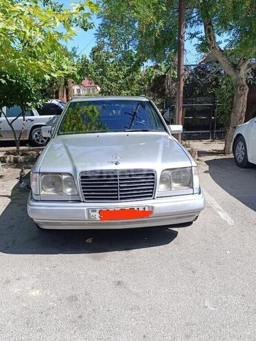 Mercedes E 280 1995, 339,000 km - 2.8 l - Bakı