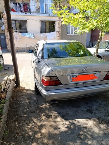 Mercedes E 280 1995, 339,000 km - 2.8 l - Bakı