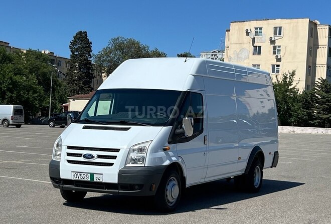 Ford Transit-2