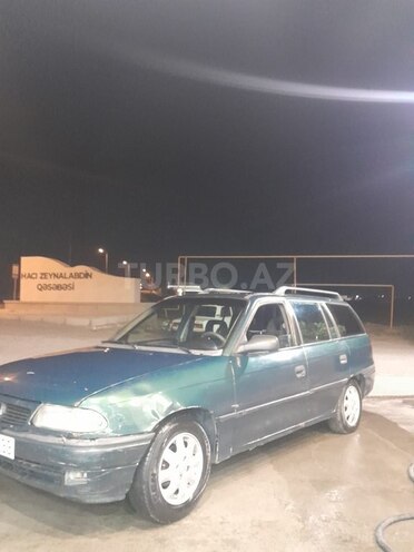Opel Astra 1997, 420,000 km - 1.6 l - Sumqayıt