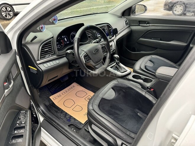 Hyundai Avante 2016, 107,000 km - 1.6 l - Bakı