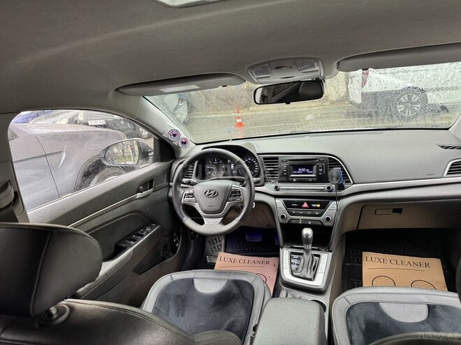 Hyundai Avante 2016, 107,000 km - 1.6 l - Bakı
