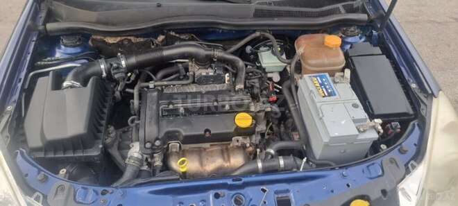 Opel Astra 2009, 240,000 km - 1.6 l - Bakı