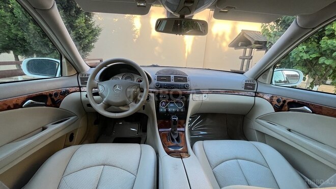 Mercedes E 320 2002, 335,000 km - 3.2 l - Bakı
