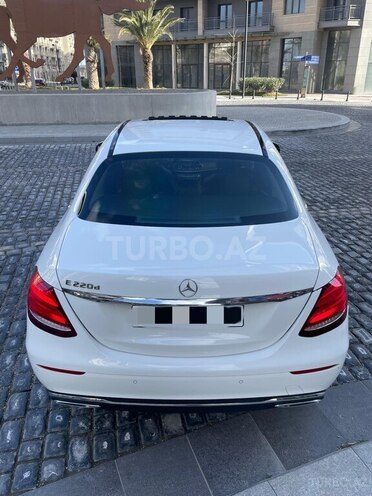 Mercedes E 220 d 2016, 199,000 km - 2.2 l - Bakı