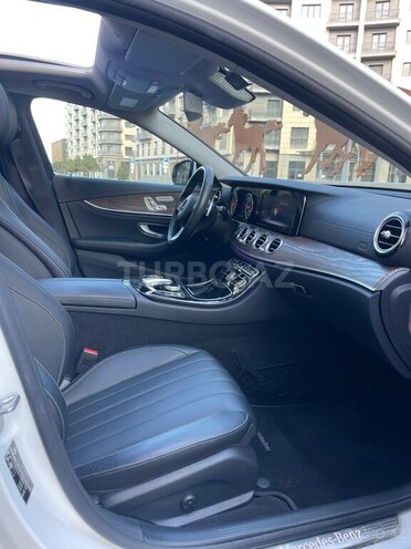 Mercedes E 220 d 2016, 199,000 km - 2.2 l - Bakı