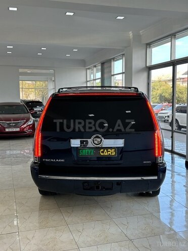 Cadillac Escalade-16