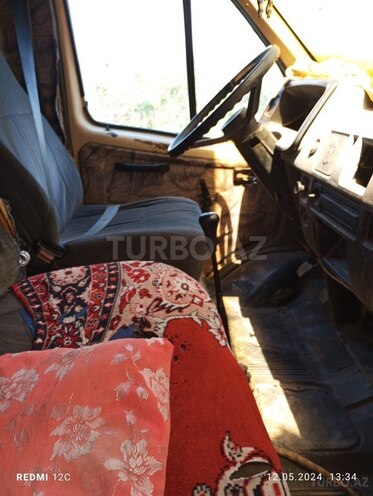 GAZ 2705 1998, 300,000 km - 2.0 l - Sabirabad