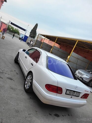 Mercedes E 200 1997, 333,648 km - 2.0 l - Bakı