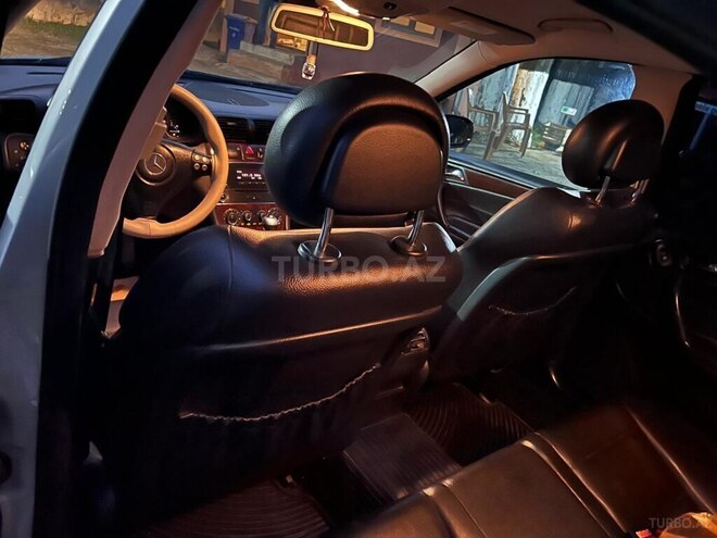 Mercedes C 180 2004, 345,679 km - 1.8 л - Lənkəran