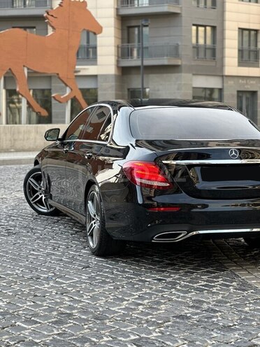 Mercedes E 220 d 2017, 297,000 km - 2.0 l - Bakı