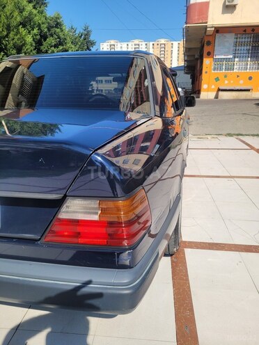 Mercedes E 260 1989, 690,000 km - 2.6 l - Bakı