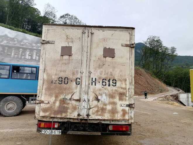Mercedes Atego 814 1997, 455,000 km - 4.3 l - Bakı