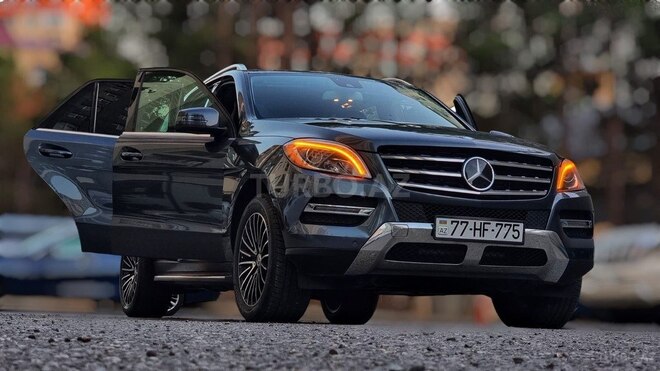 Mercedes ML 350 4MATIC 2013, 277,400 km - 3.0 л - Bakı