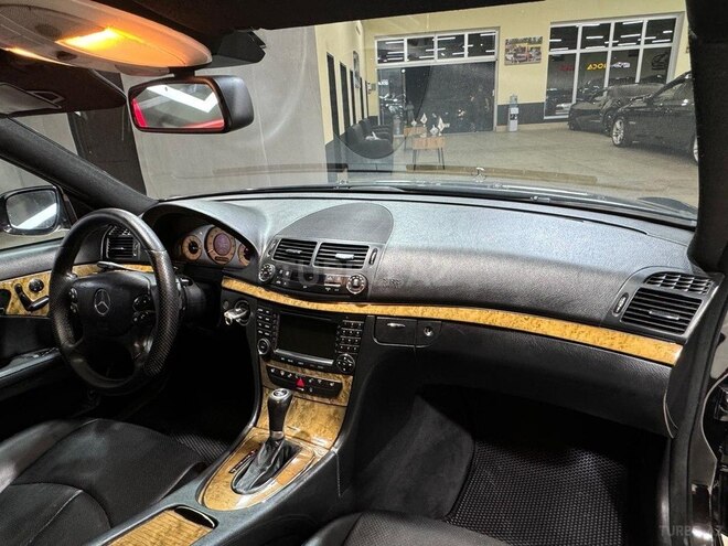 Mercedes E 350 2006, 299,999 km - 3.5 l - Sumqayıt