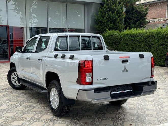 Mitsubishi L200 2024, 0 km - 2.4 l - Lənkəran