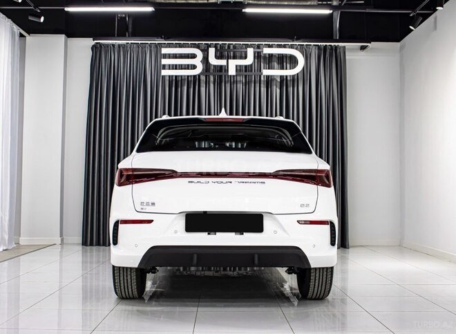 BYD e2-5