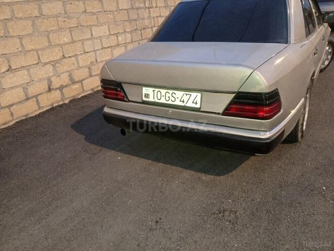 Mercedes E 260 1991, 485,280 km - 2.6 l - Gəncə