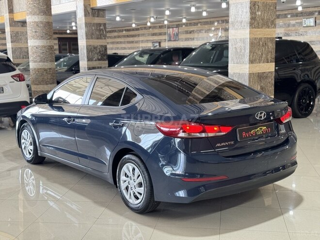 Hyundai Avante 2015, 96,000 km - 1.6 л - Bakı